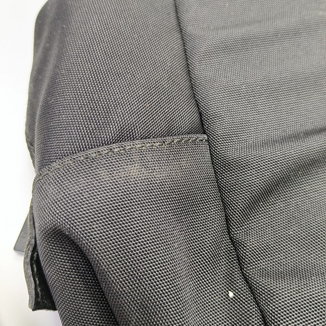 Signature Canvas Black