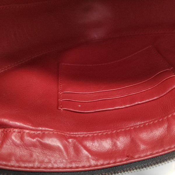 Triangle Calfskin Black