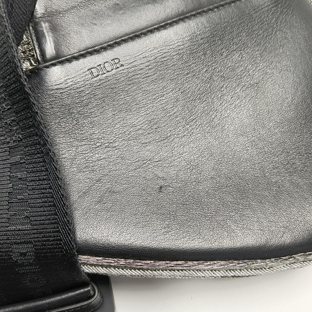 Saddle Medium Oblique Fabric Gray