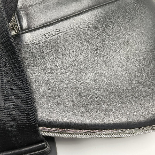 Saddle Medium Oblique Fabric Gray