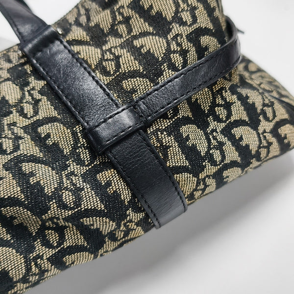 Oblique Canvas Top Handle Bag Gray