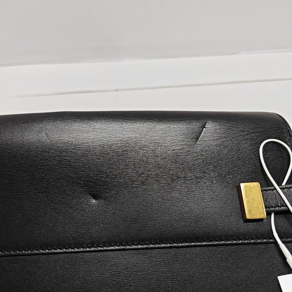 MANHATTAN Medium Calfskin Black