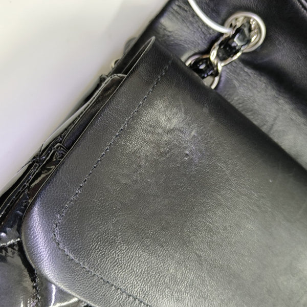 CLASSIC FLAP Jumbo Quilted Patent Leather Black