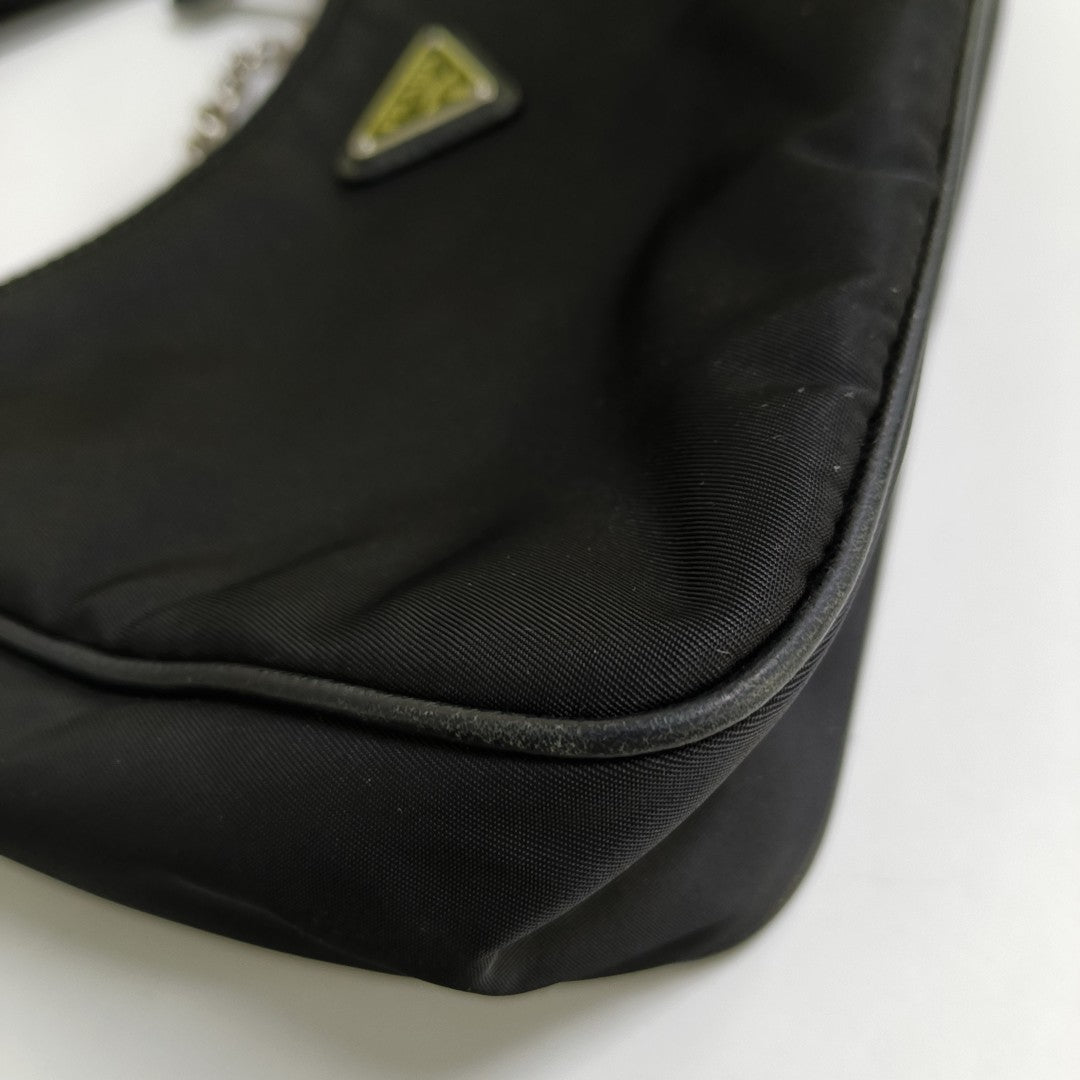 Re-Edition2005 Nylon Black