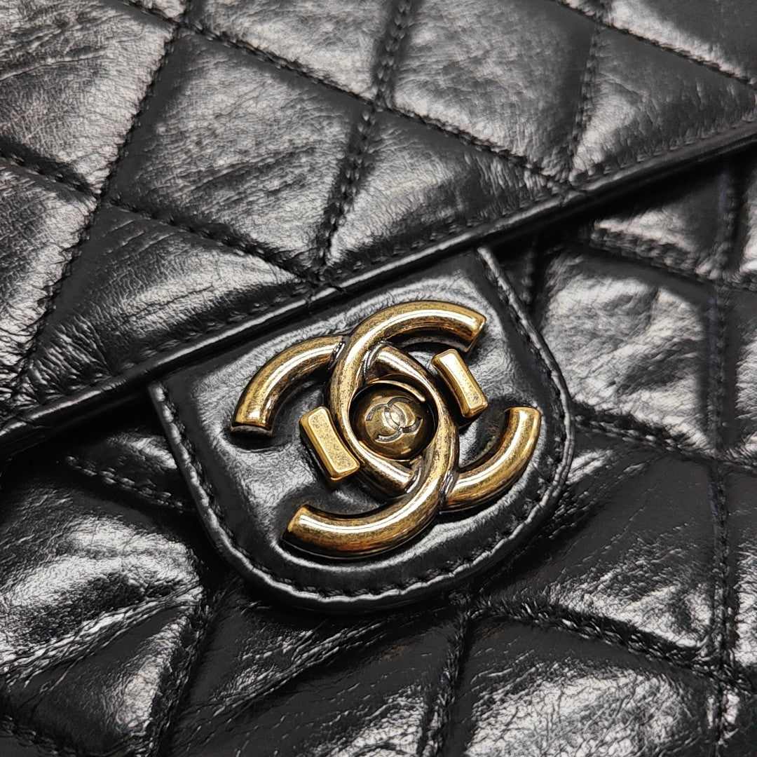 PREFECT EDGE Quilted Calfskin Black