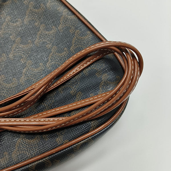 TRIANGLE Coated Canvas Brown
