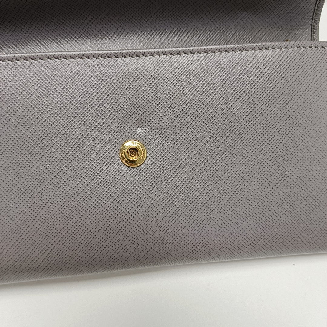 Ginny Calfskin Gray Wallet