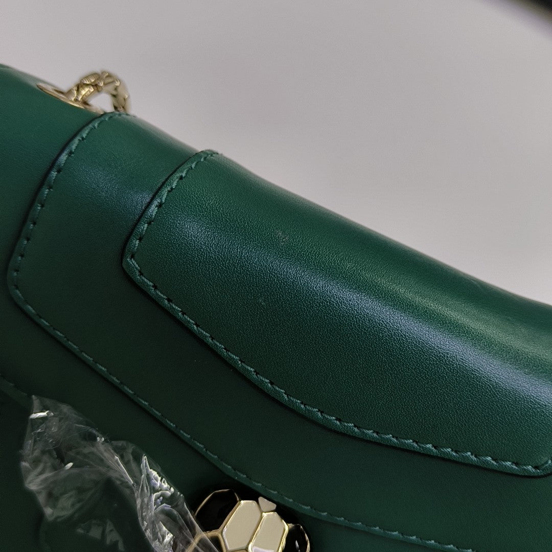 SERPENTI FOREVER Small Calfskin Green