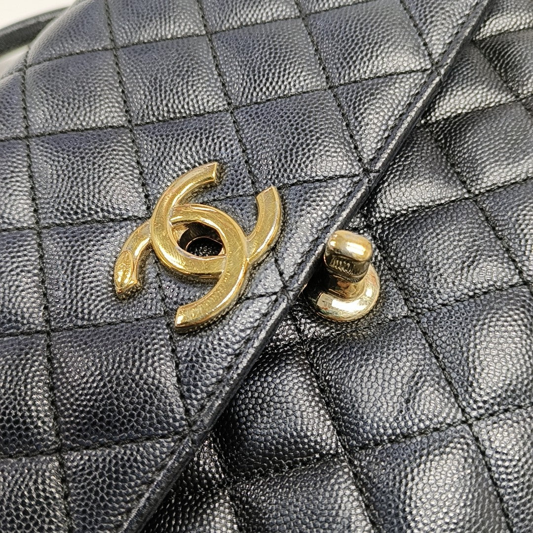 COCO HANDLE Medium Quilted Grained Calfskin Black