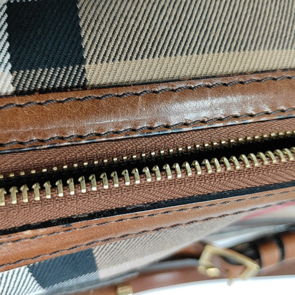 Gosford Canvas Brown