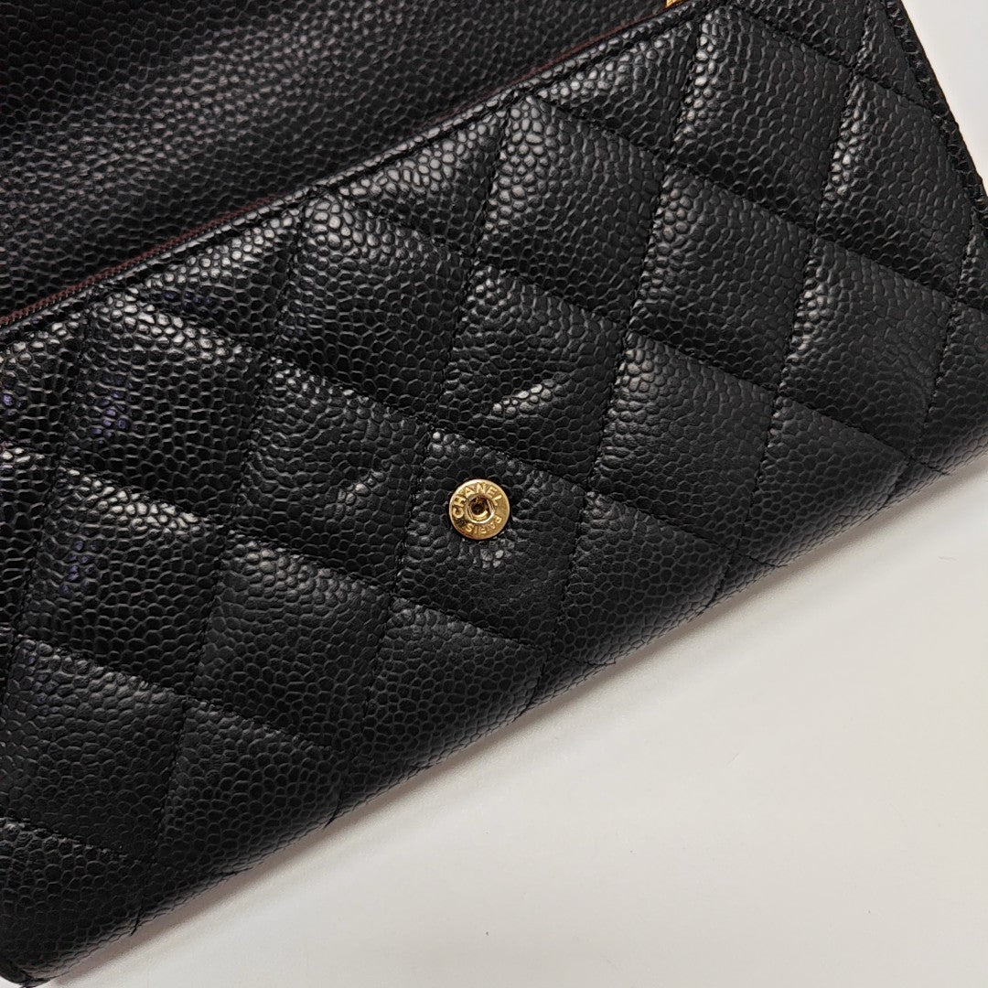 CLASSIC FLAP Mini Quilted Grained Calfskin Black Wallet