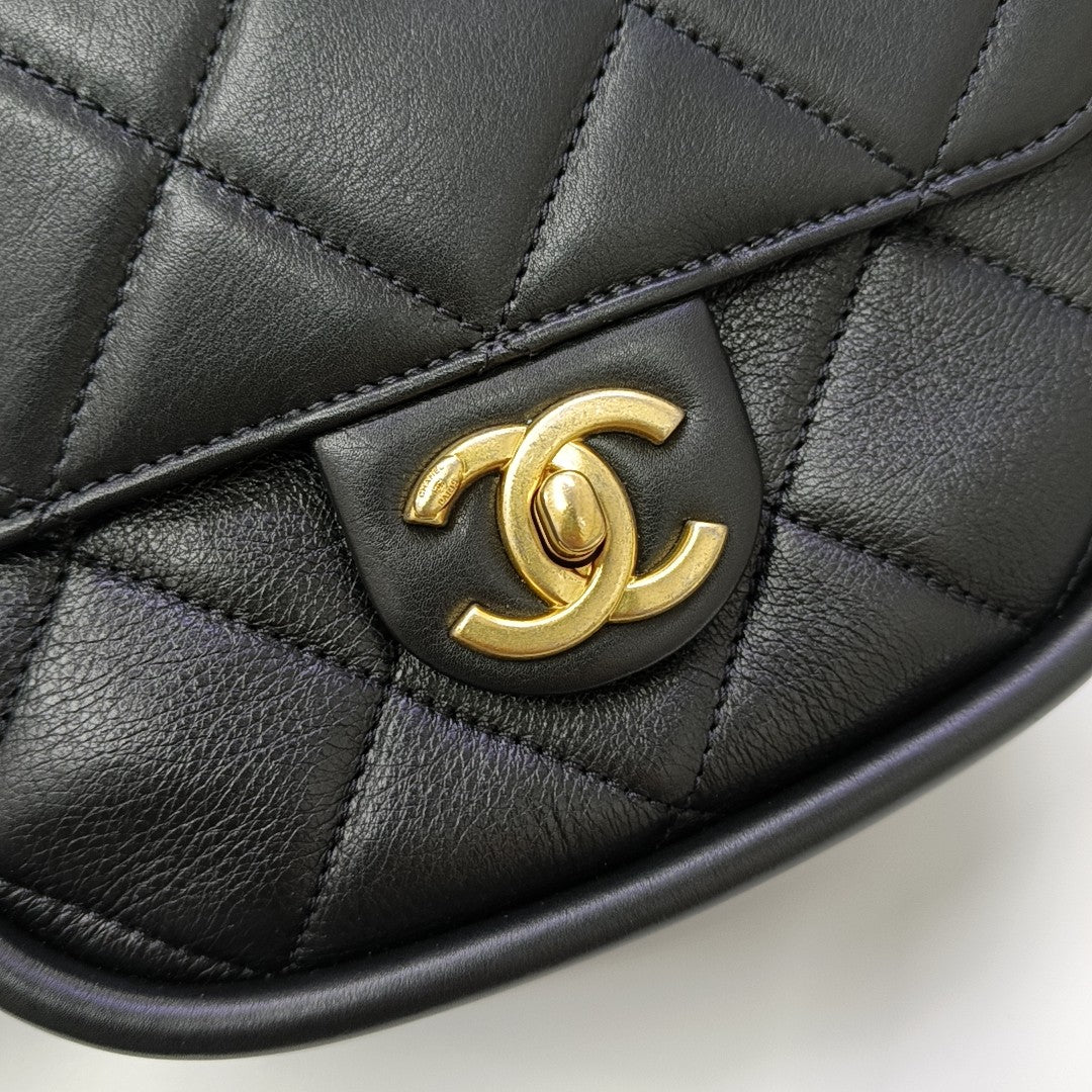 Quilted Calfskin Shoulder Bag Black