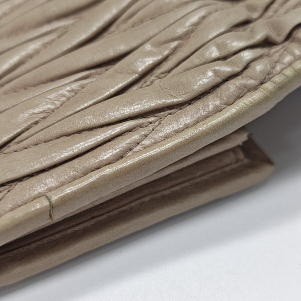 Quilted Lambskin Wallet Beige