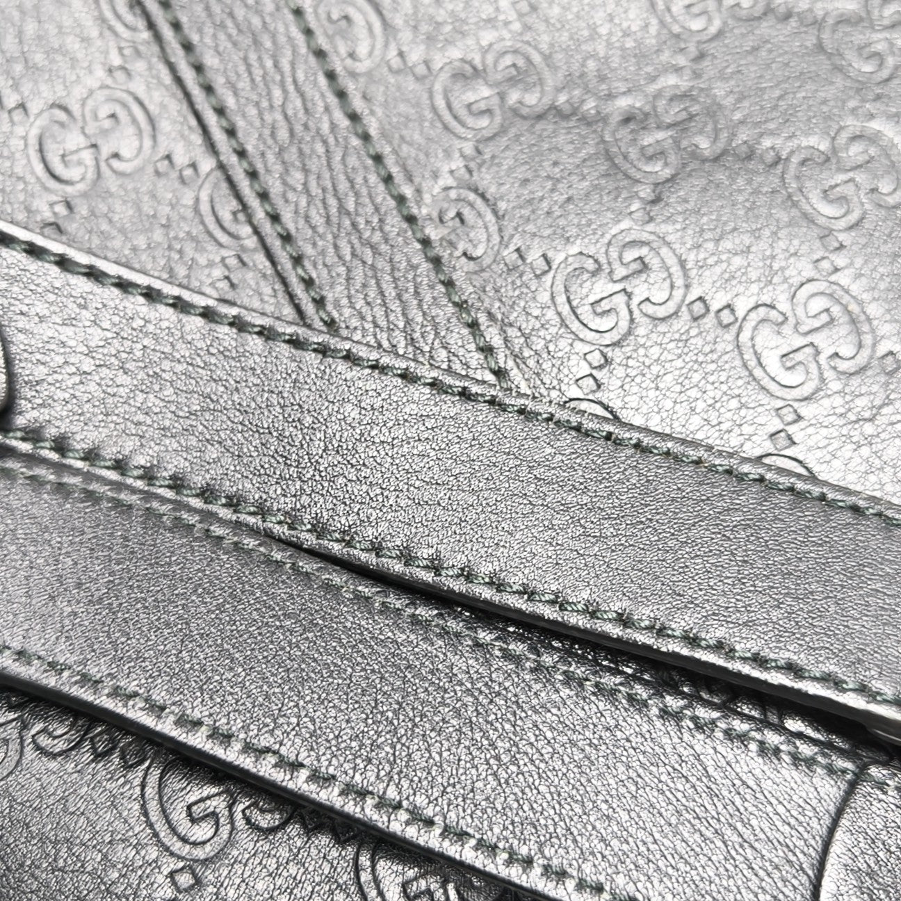 Signature Calfskin Black