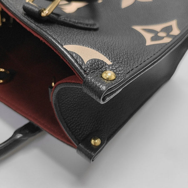 ONTHEGO PM Calfskin Black