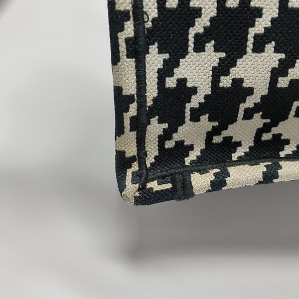 Bolso Tote Mediano de Tela Negro