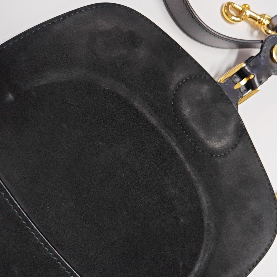 Bobby Medium Calfskin Black