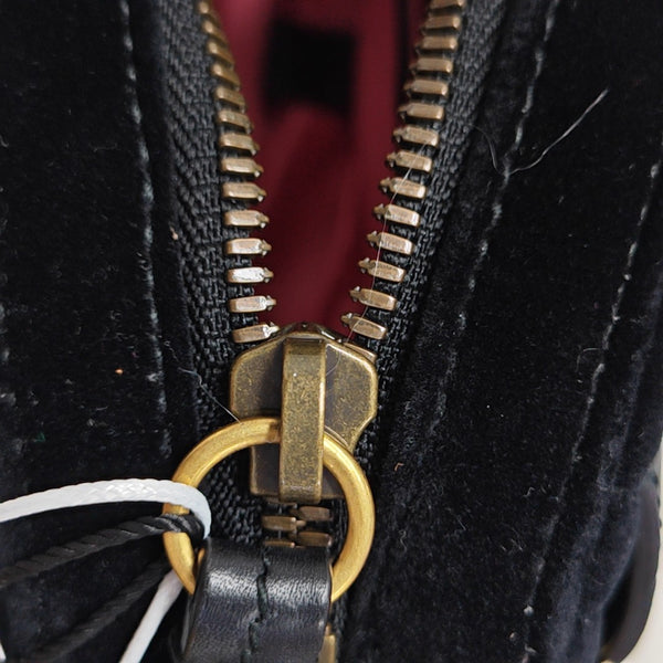 Authenticated pre-owned  GG Marmont Quilted Velvet Black - Belt Bag at Looply