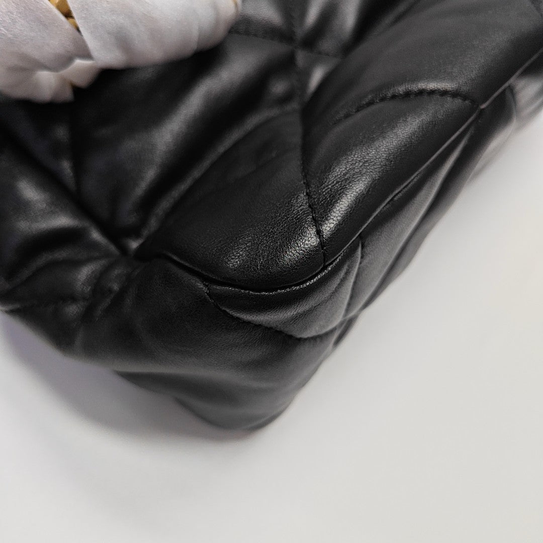 CHANEL 19 Medium Quilted Lambskin Black