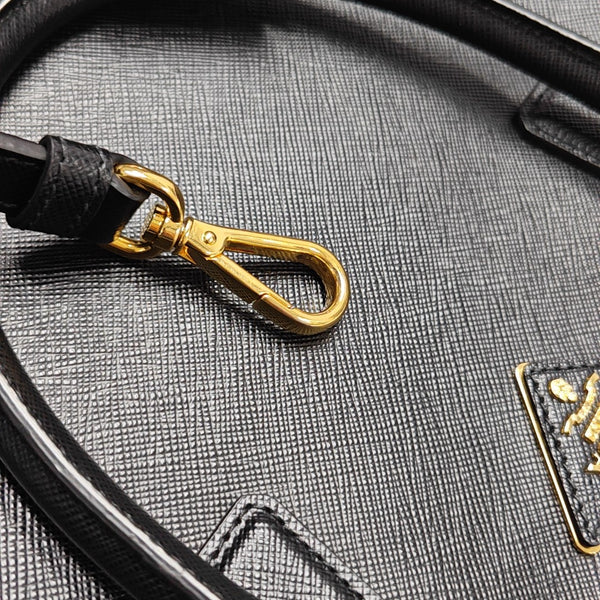 Galleria Large Saffiano Calfskin Black
