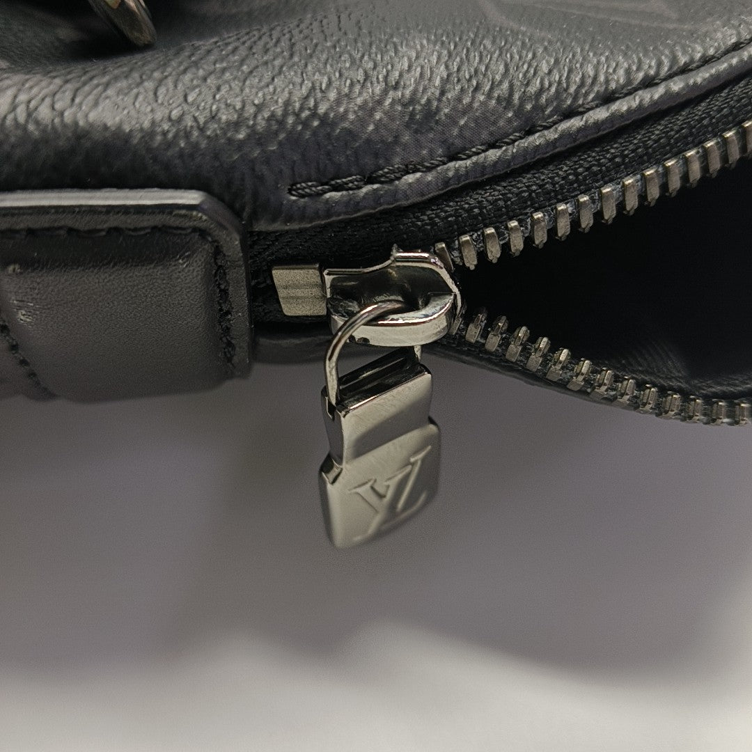 DISCOVERY PM Monogram Coated Canvas Black