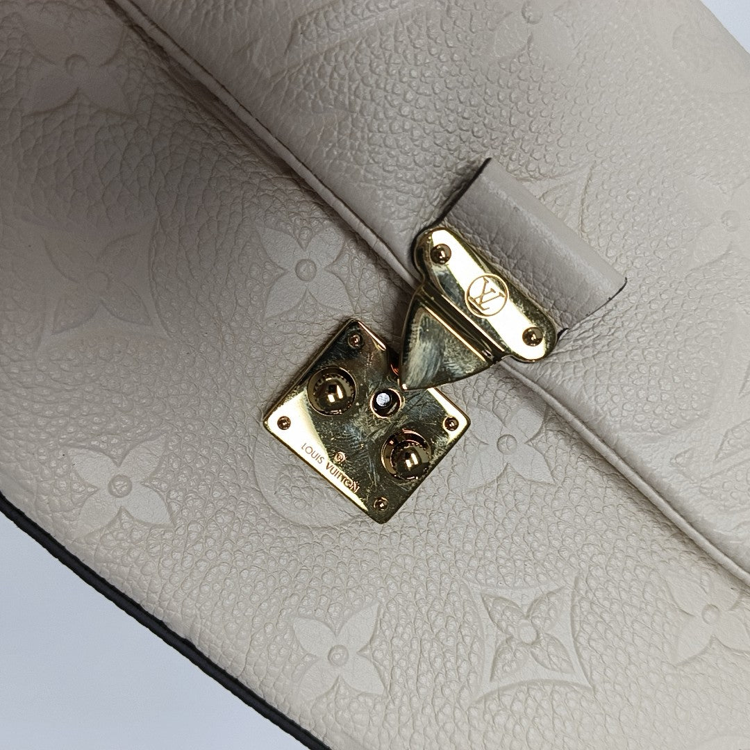 NANO MADELEINE Nano Monogram Calfskin Beige