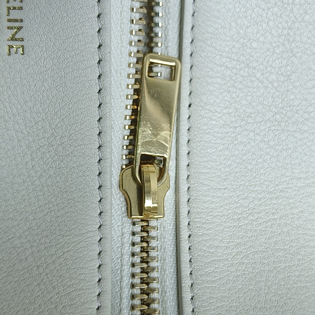 NEW HOBO Calfskin White