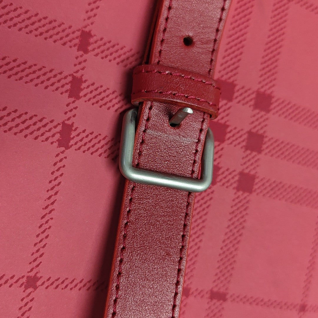Special Material Shoulder Bag Red