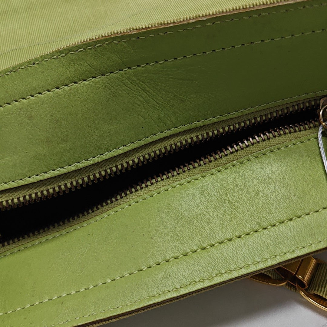 Layered Medium Canvas Green
