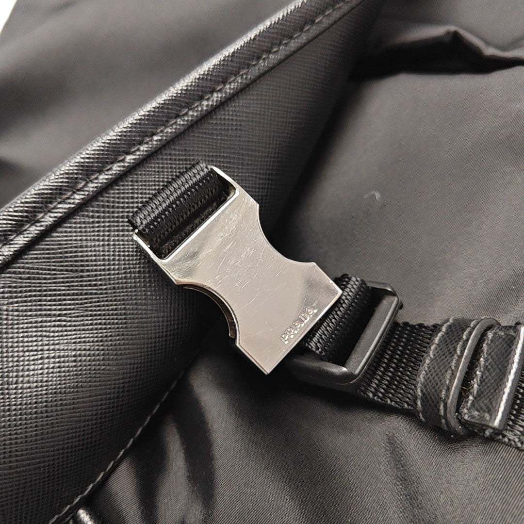 Nylon Shoulder Bag Black