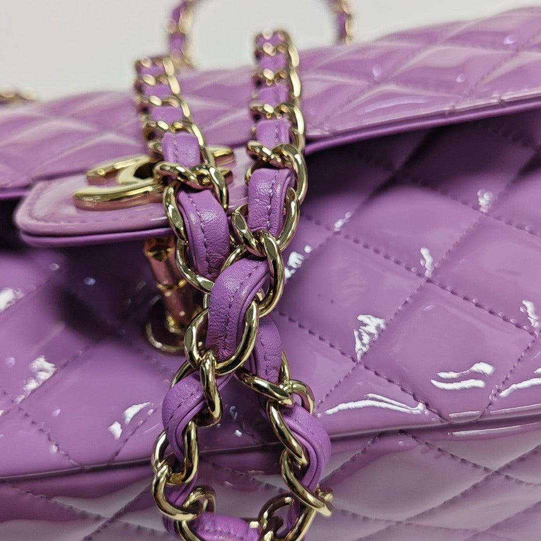 CLASSIC FLAP Mini Quilted Patent Leather Purple