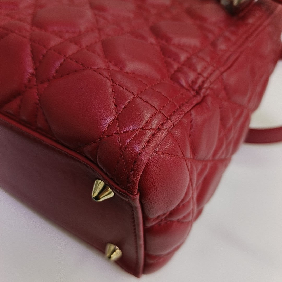 Lady Dior Medium Cannage Lambskin Red