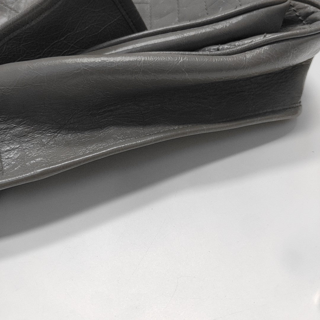 NIKI Large Chevron Calfskin Gray