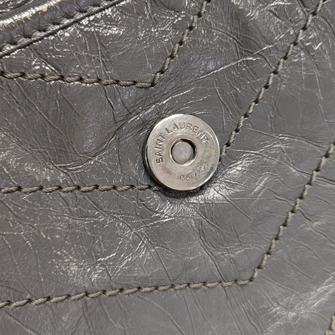 NIKI Medium Chevron Calfskin Gray