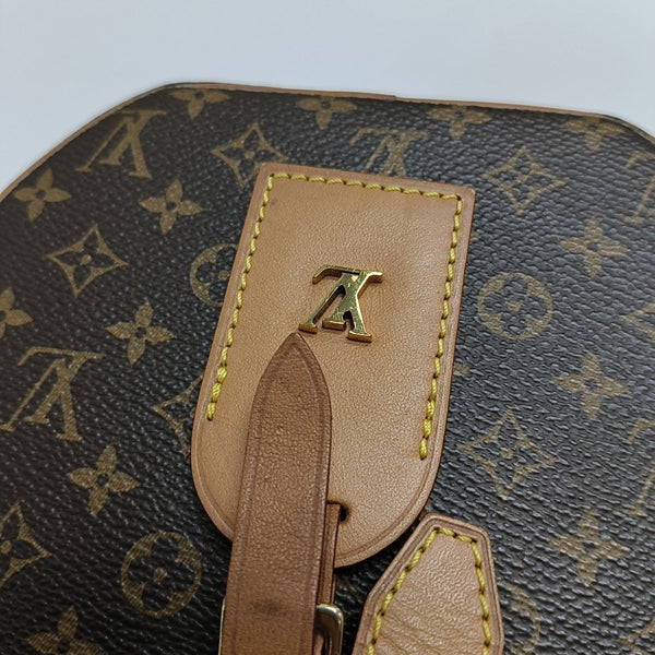 BOITE CHAPEAU PM Monogram Coated Canvas Brown