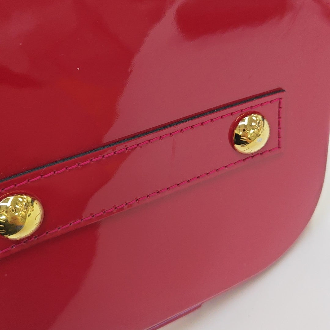 ALMA MM Patent Leather Red