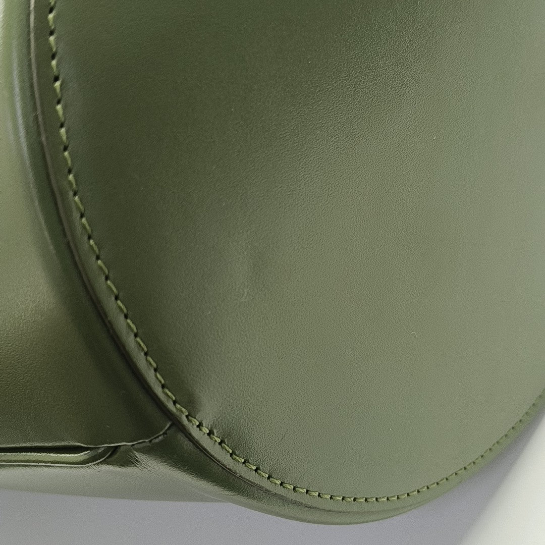 CRÉCY Calfskin Green