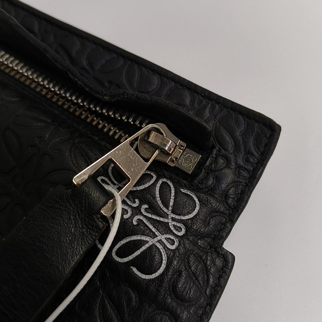 T Pouch Monogram Calfskin Black