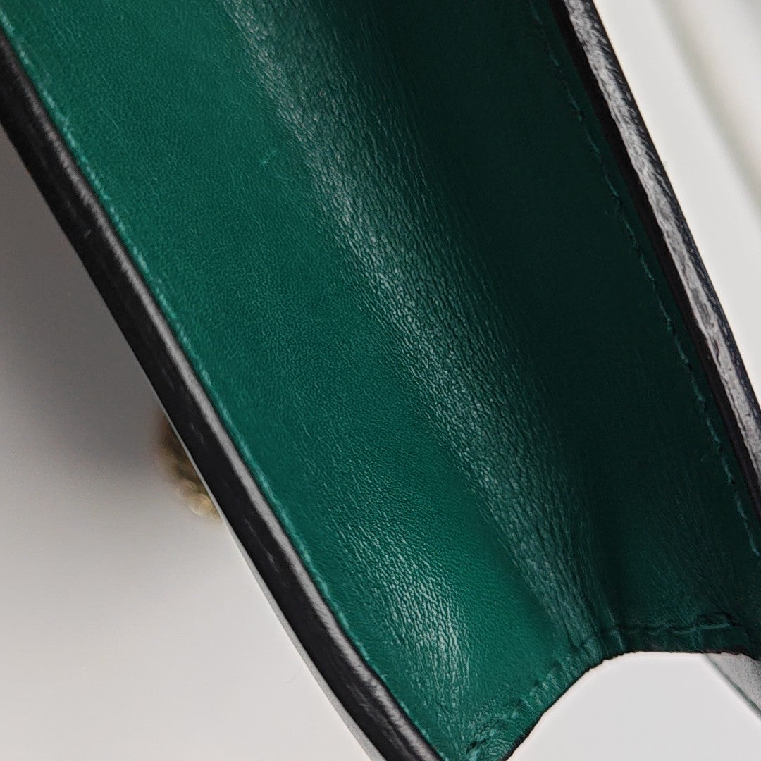 SERPENTI FOREVER Medium Calfskin Green