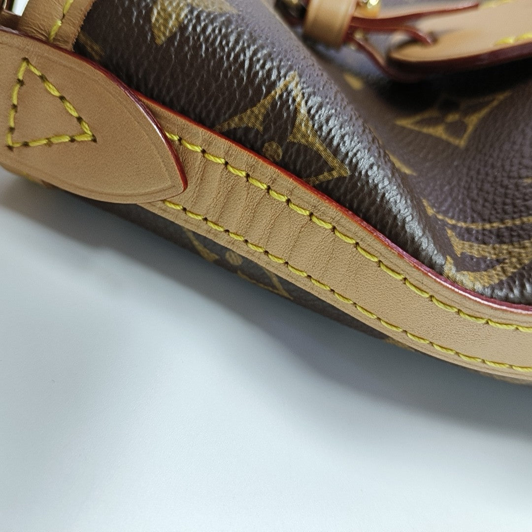 CARRYALL PM Monogram Coated Canvas Brown