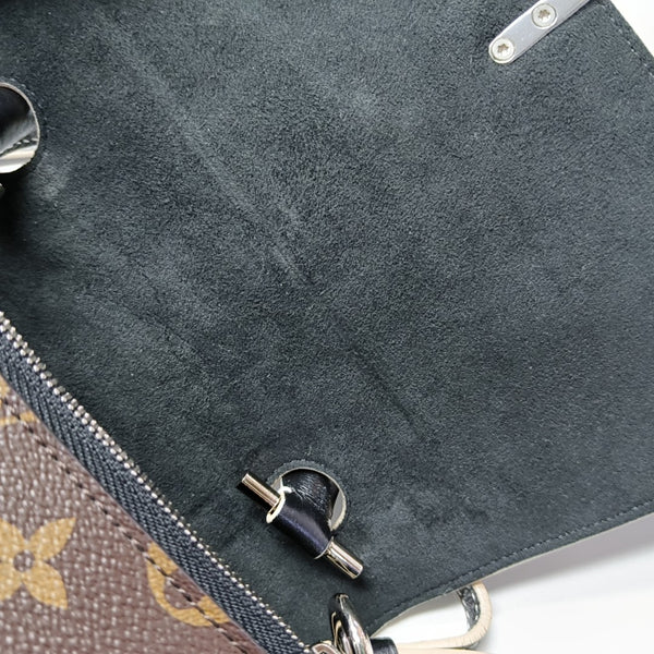 CHAIN IT PM Monogram Coated Canvas Black