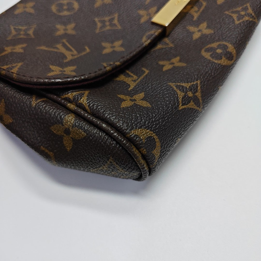 FAVORITE MM Monogram Coated Canvas Brown