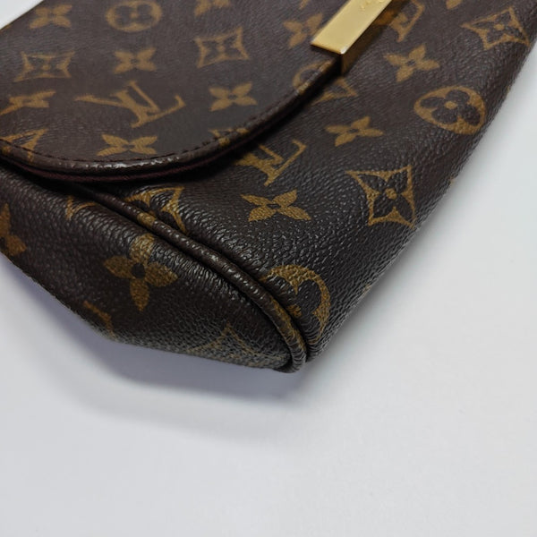 FAVORITE MM Monogram Coated Canvas Brown