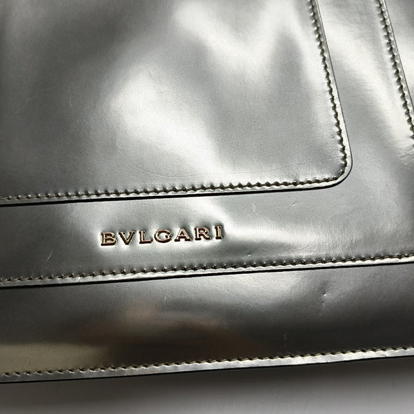SERPENTI FOREVER Medium Calfskin Silver