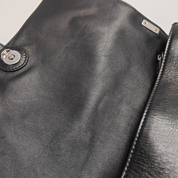Crush Medium Calfskin Black
