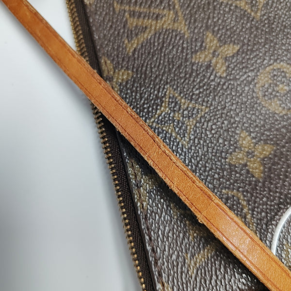 ACCESSOIRES Monogram Coated Canvas Brown