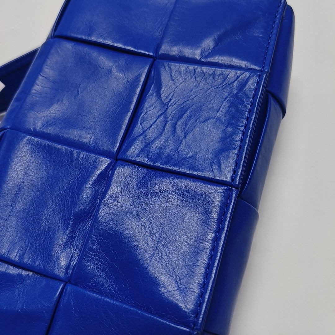 Cassette Small Calfskin Blue