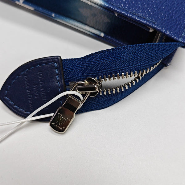 TOILET POCKET 26 Monogram Coated Canvas Blue