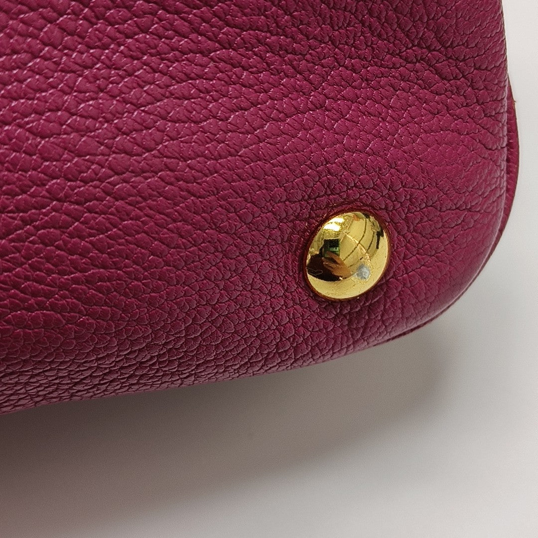 Avenue Leather Red