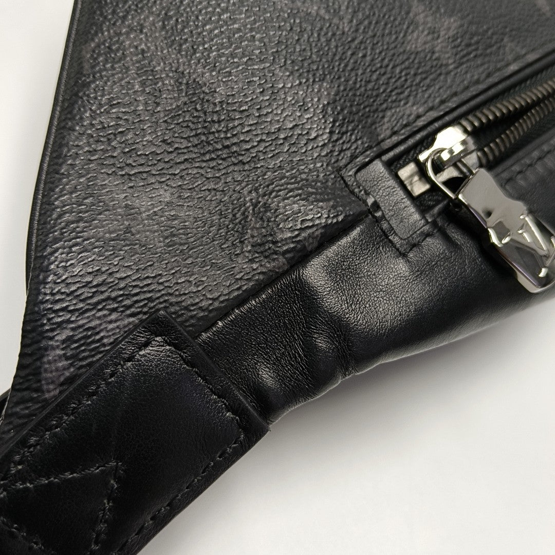 DISCOVERY Monogram Coated Canvas Black